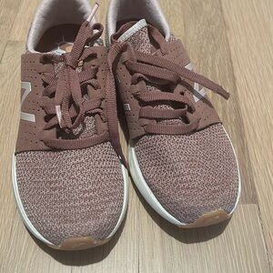 New balance size nine pink tennis shoes